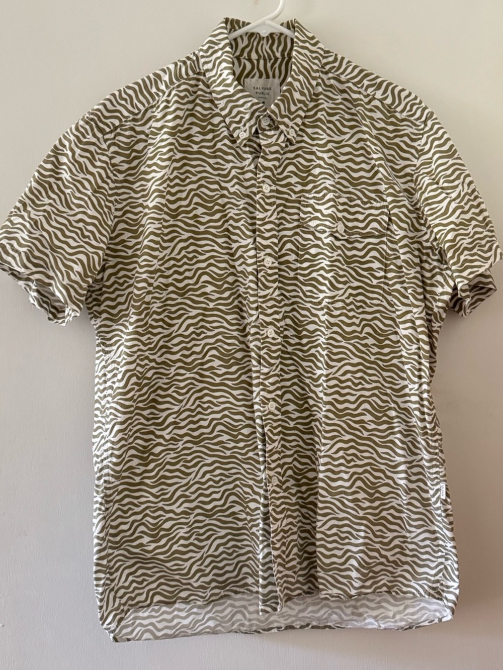 Salvage Public Button-Down Short Sleeve Shirt in Olive XL